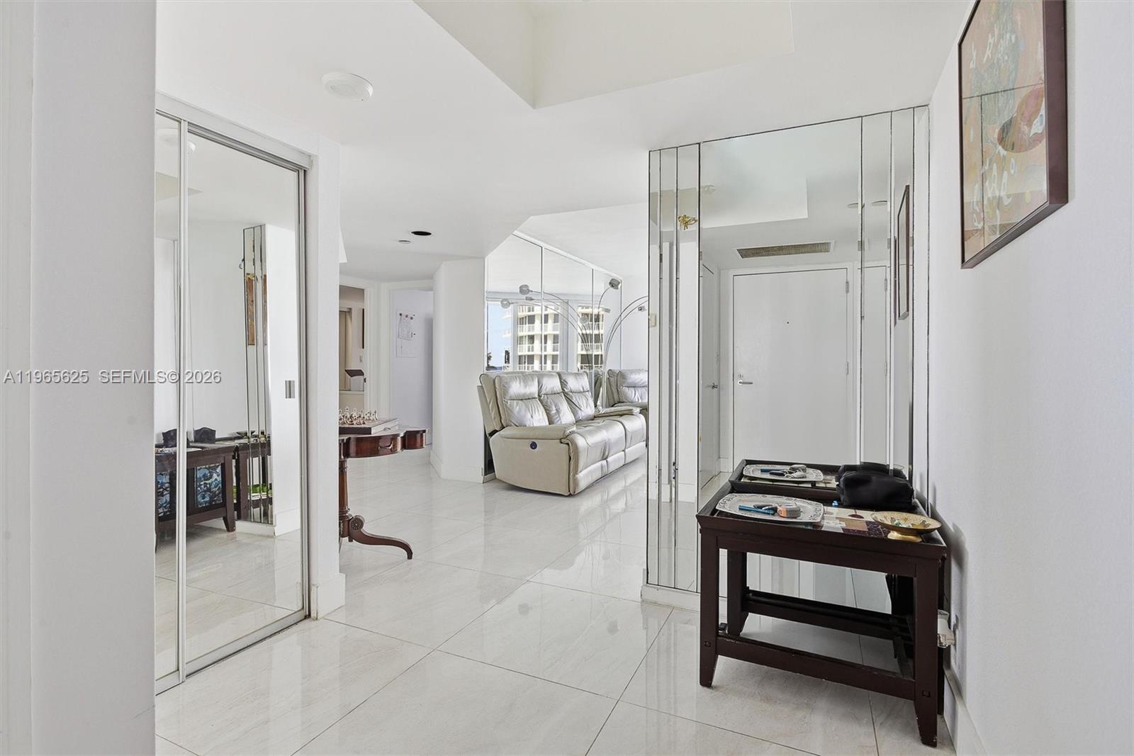 16425 Collins Ave #714 Sunny Isles Beach, FL 33160