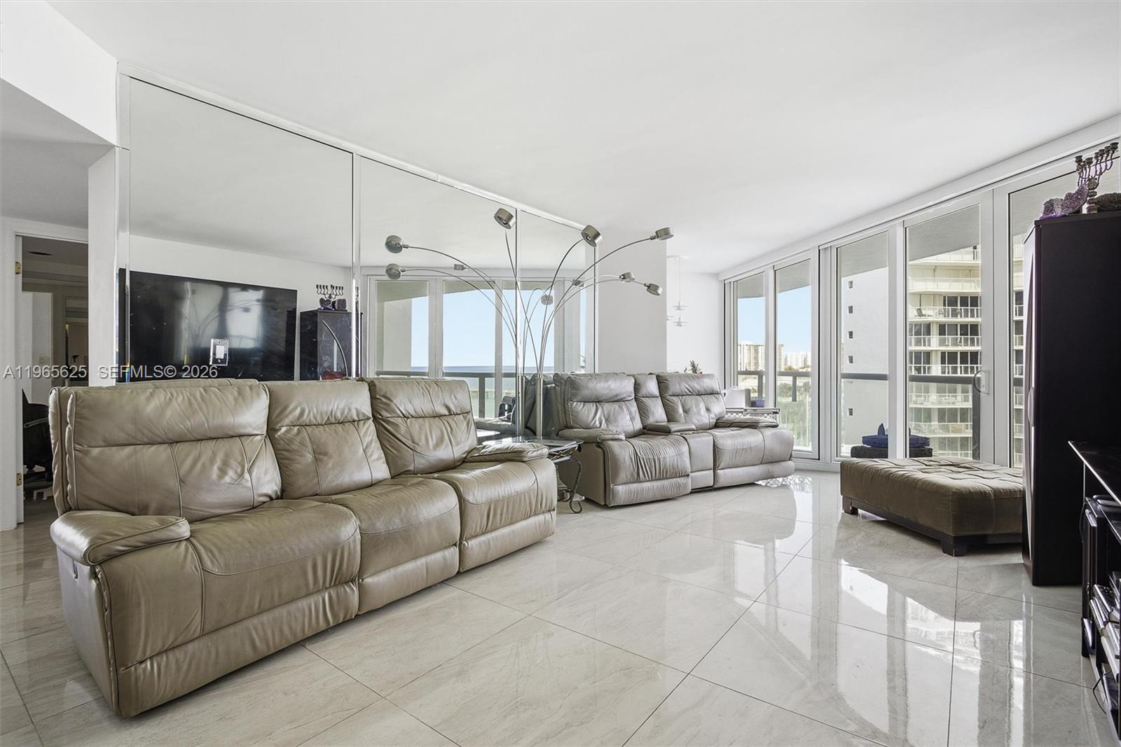 16425 Collins Ave #714 Sunny Isles Beach, FL 33160