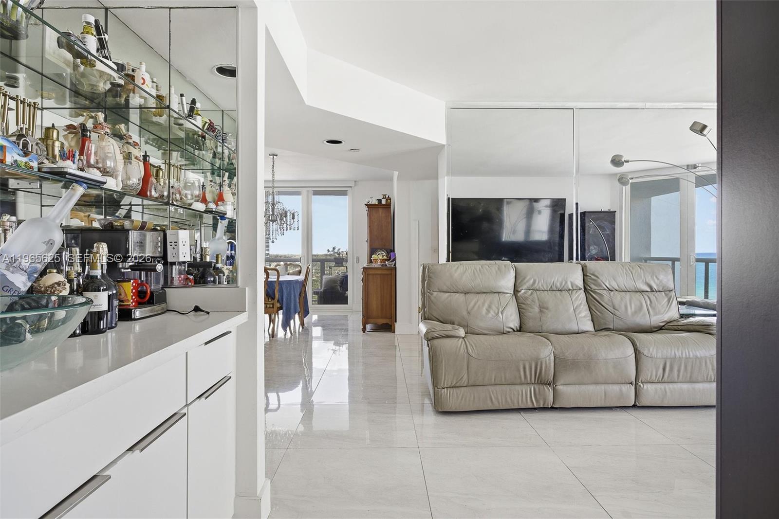 16425 Collins Ave #714 Sunny Isles Beach, FL 33160