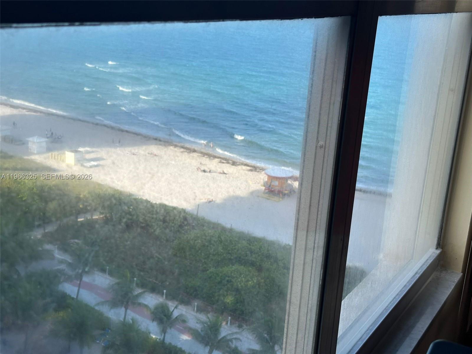 6039 Collins Ave #1517 Miami Beach, FL 33140