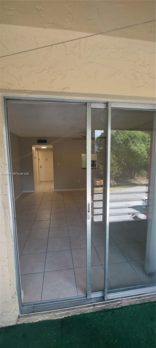 4334 NW 9th Ave #9-2G Deerfield Beach, FL 33064