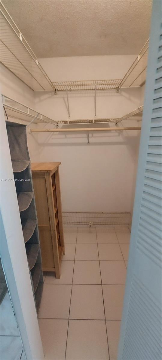 4334 NW 9th Ave #9-2G Deerfield Beach, FL 33064