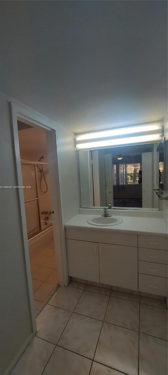 4334 NW 9th Ave #9-2G Deerfield Beach, FL 33064