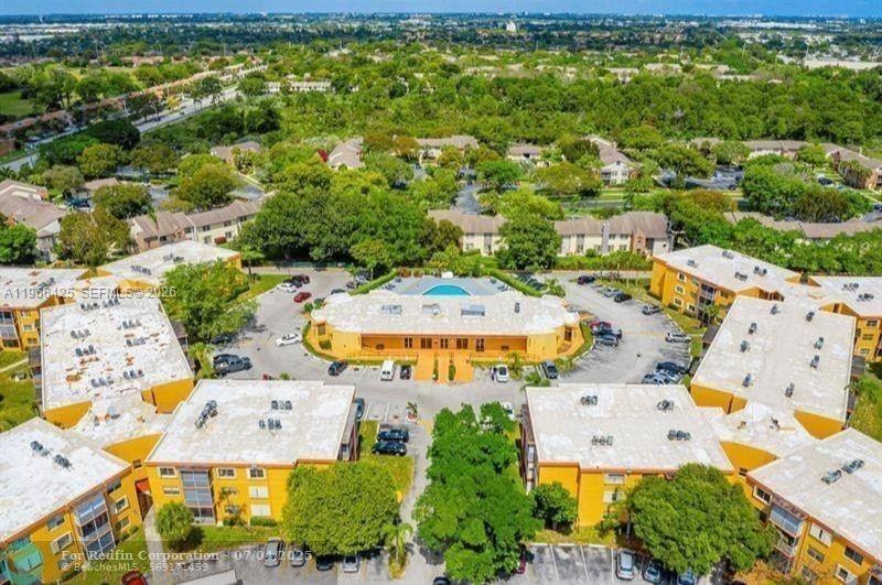 4334 NW 9th Ave #9-2G Deerfield Beach, FL 33064