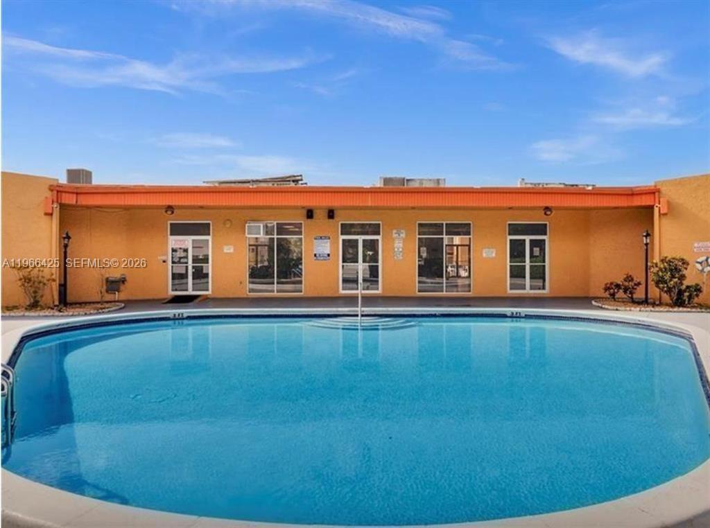 4334 NW 9th Ave #9-2G Deerfield Beach, FL 33064