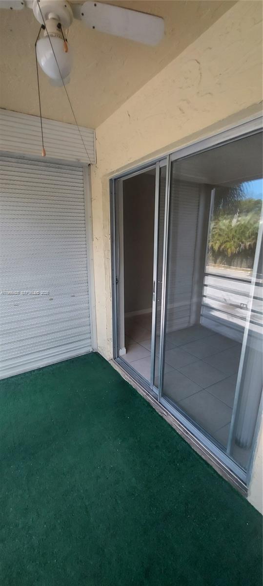 4334 NW 9th Ave #9-2G Deerfield Beach, FL 33064