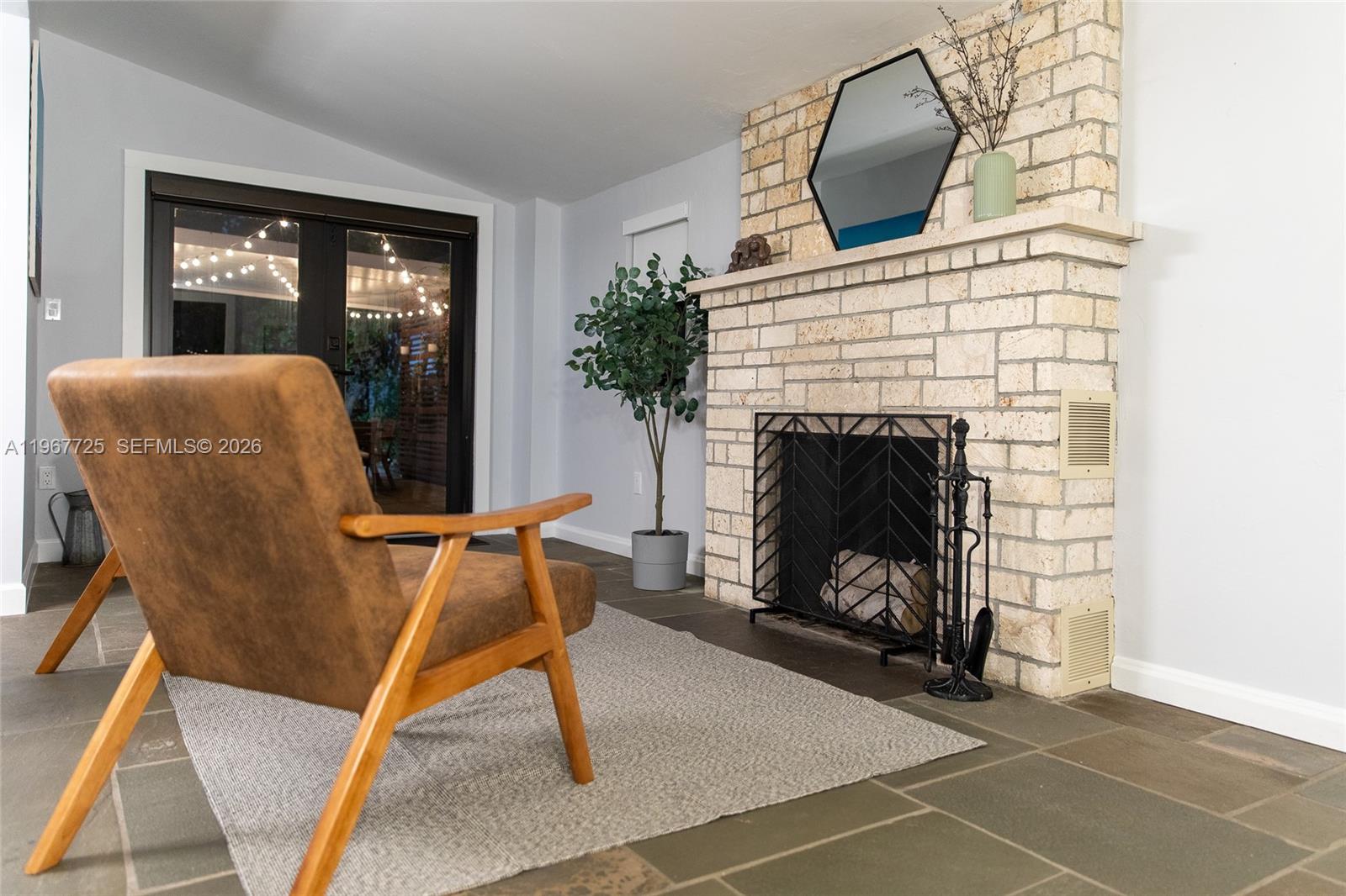 Undisclosed Address North Miami Beach, FL 33162