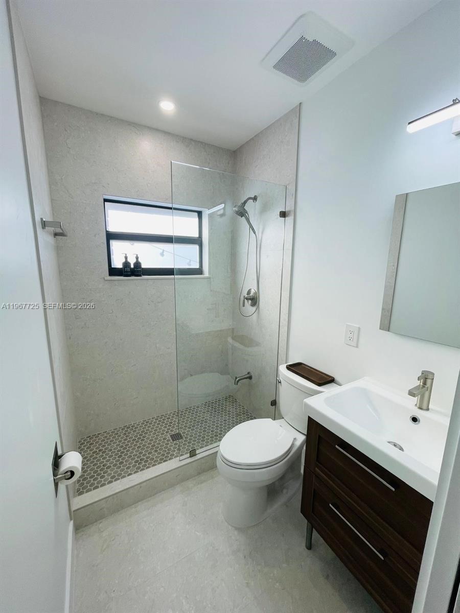 Undisclosed Address North Miami Beach, FL 33162