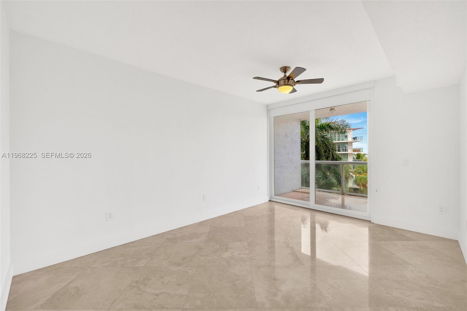 10 Venetian Way #403 Miami Beach, FL 33139