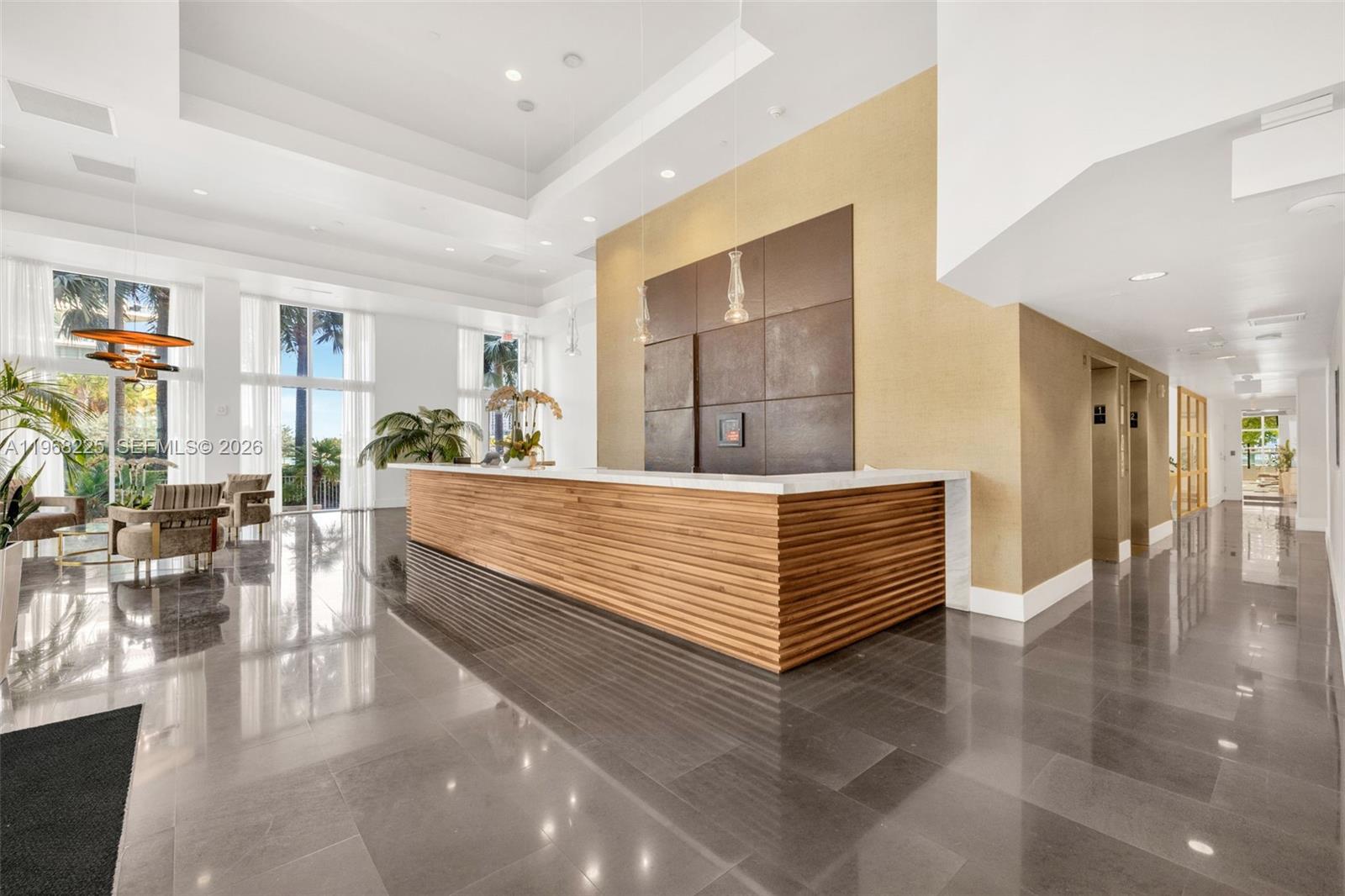 10 Venetian Way #403 Miami Beach, FL 33139