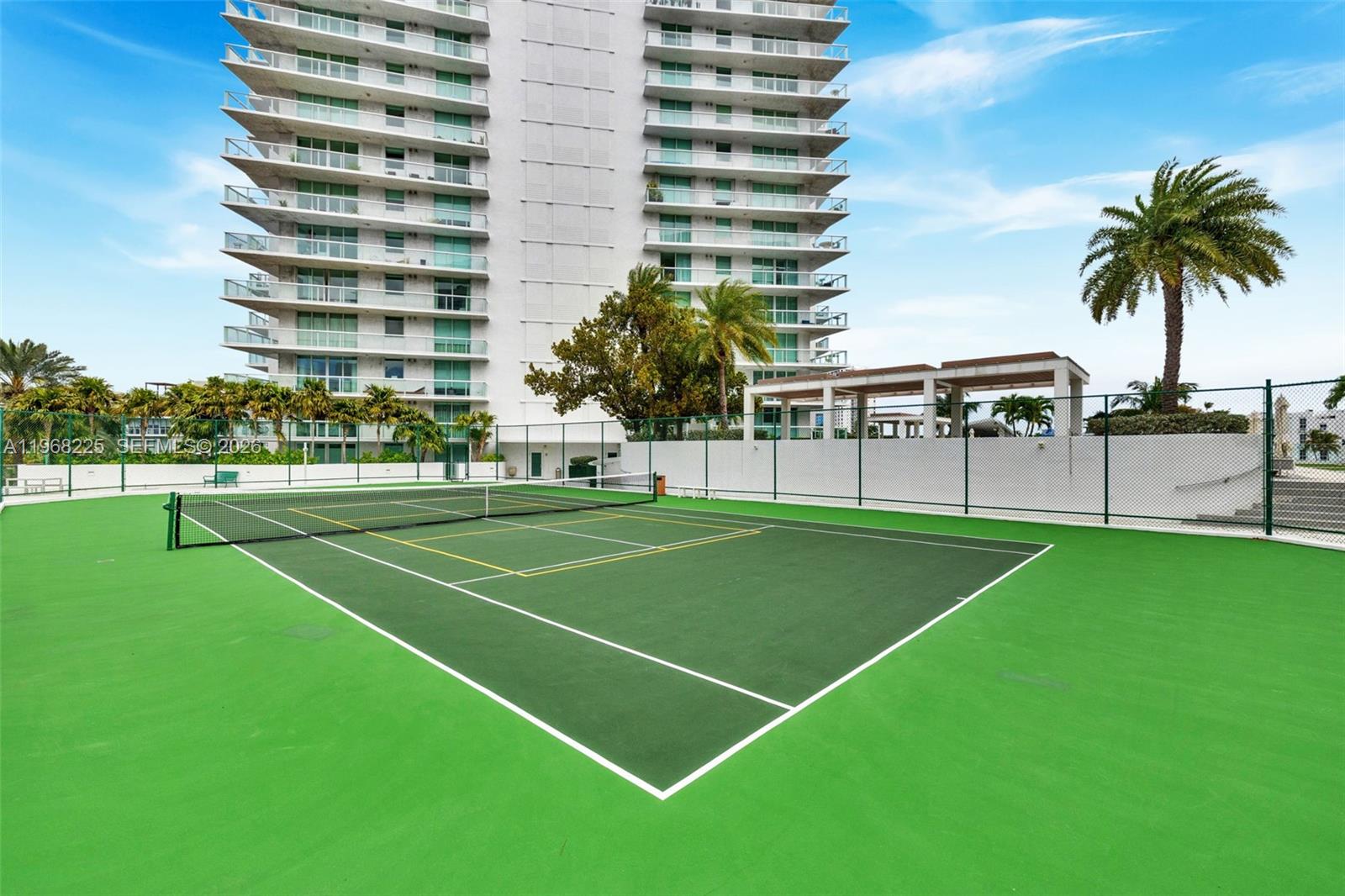 10 Venetian Way #403 Miami Beach, FL 33139