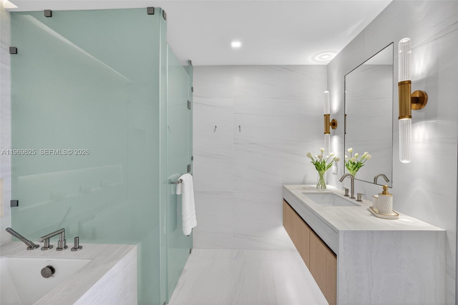 900 N Ocean Blvd #906 Pompano Beach, FL 33062