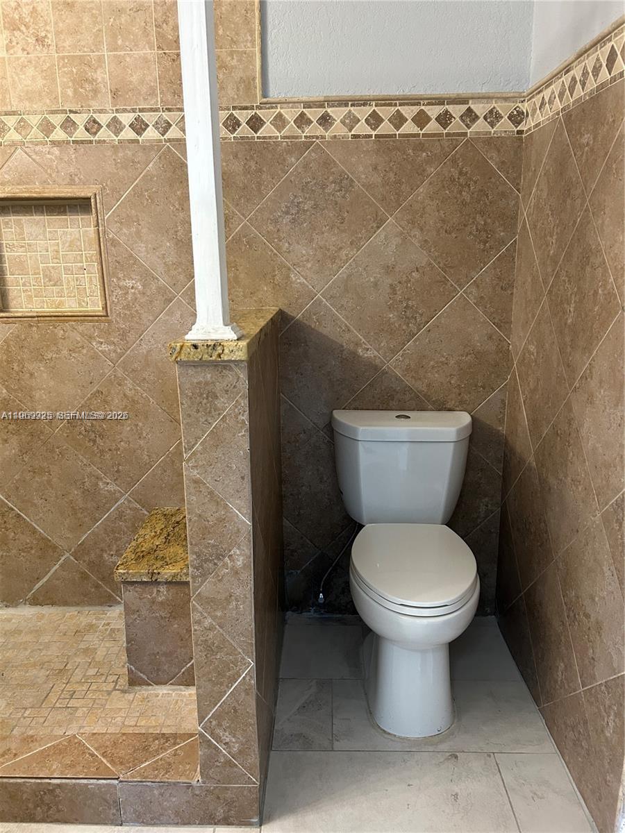 6241 Fletcher St Hollywood, FL 33023