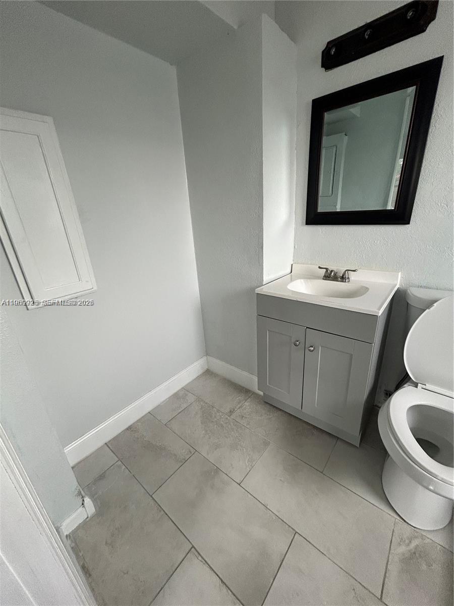 6241 Fletcher St Hollywood, FL 33023