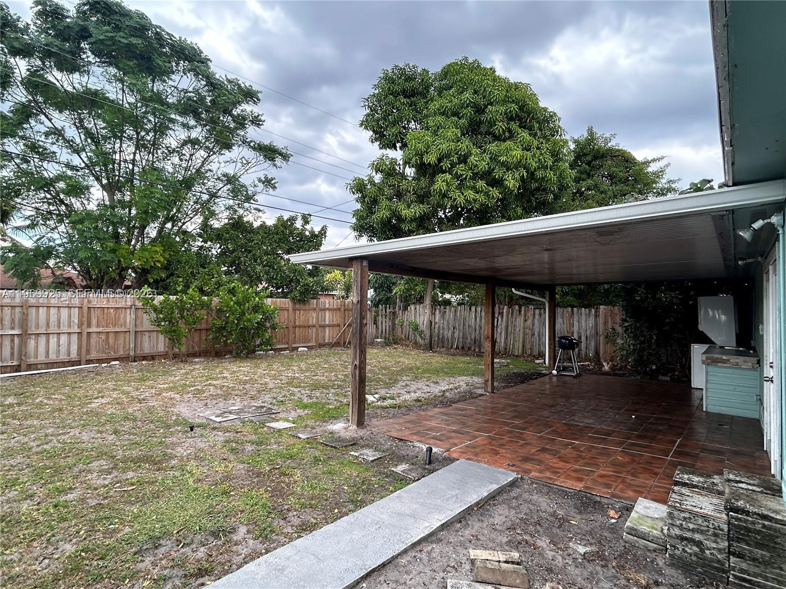 6241 Fletcher St Hollywood, FL 33023