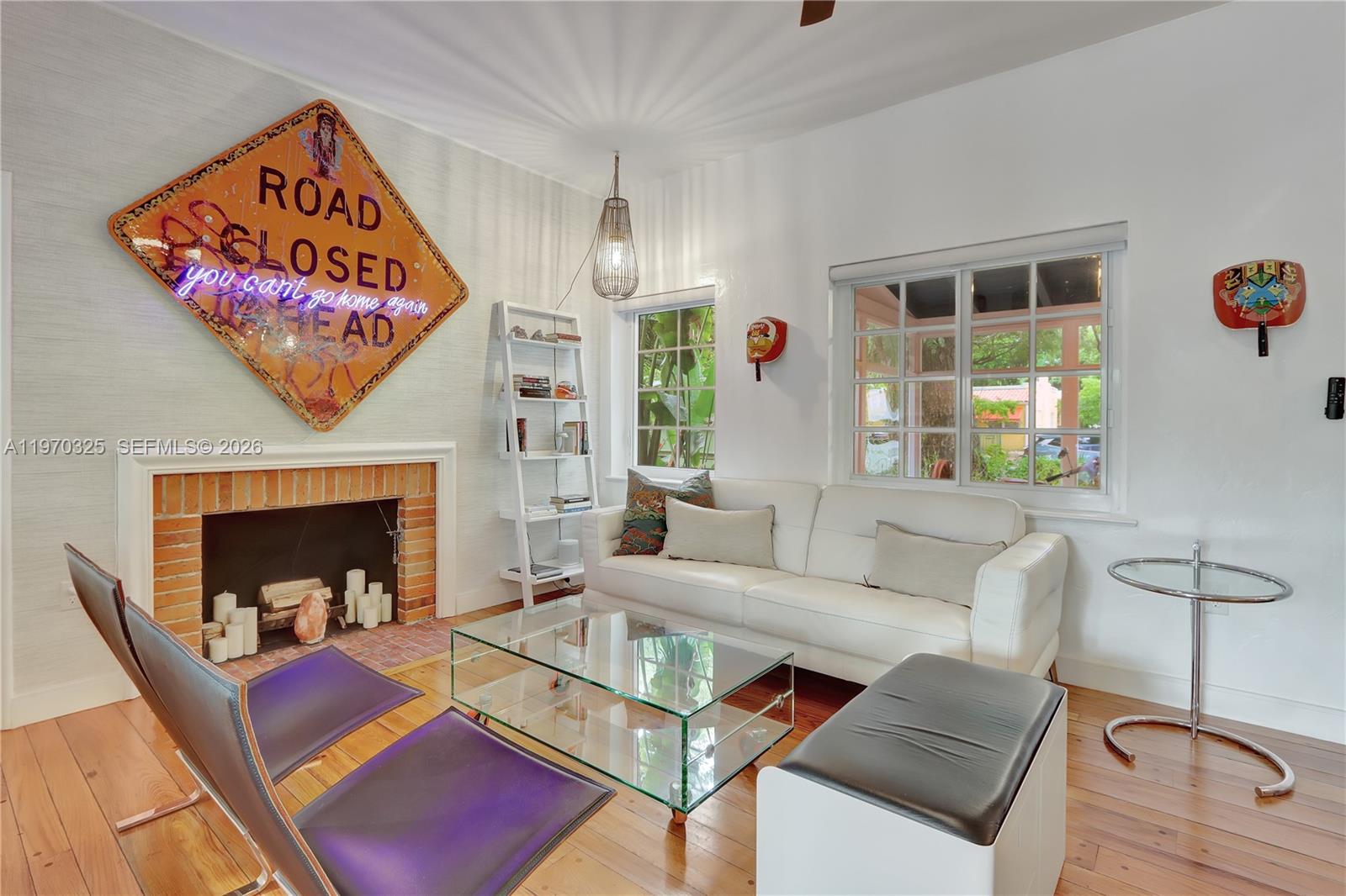 842 NW 9th Ct Miami, FL 33136