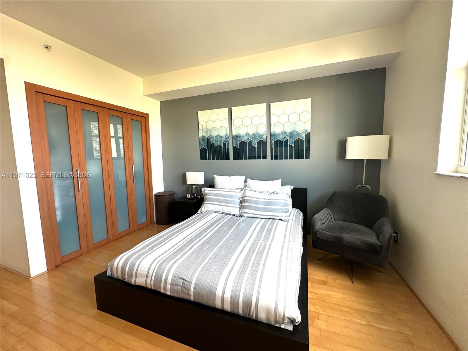 image The Metropolitan19