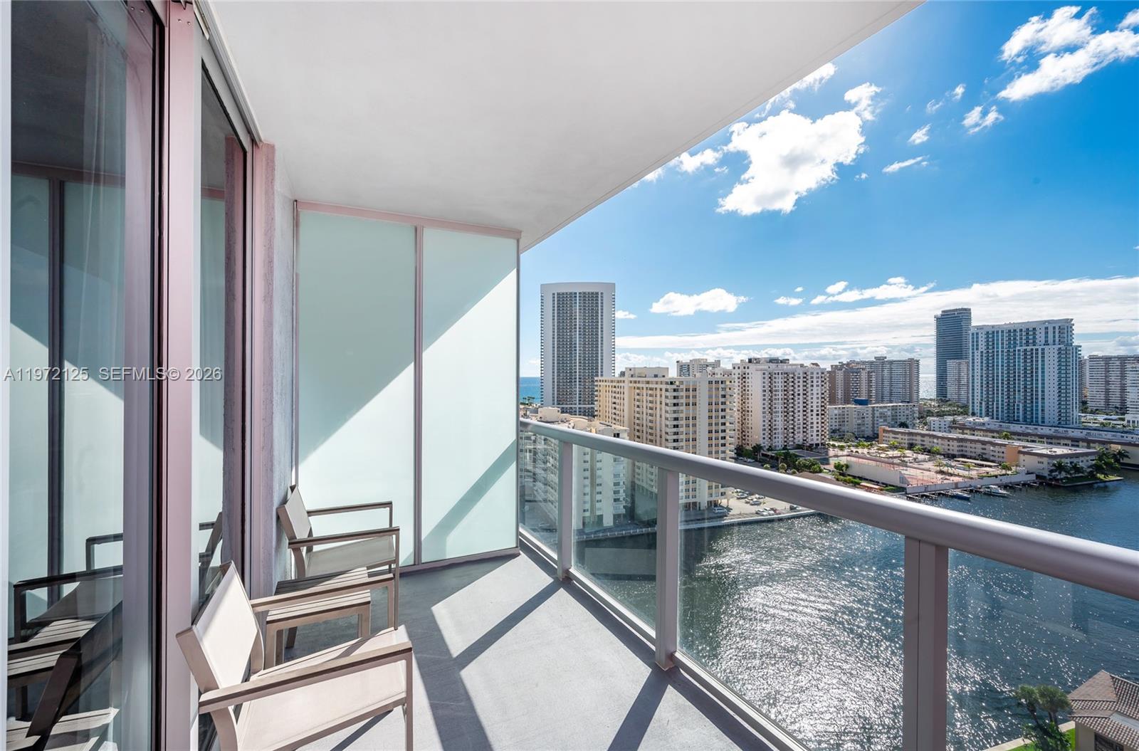 image Beachwalk Condominium24