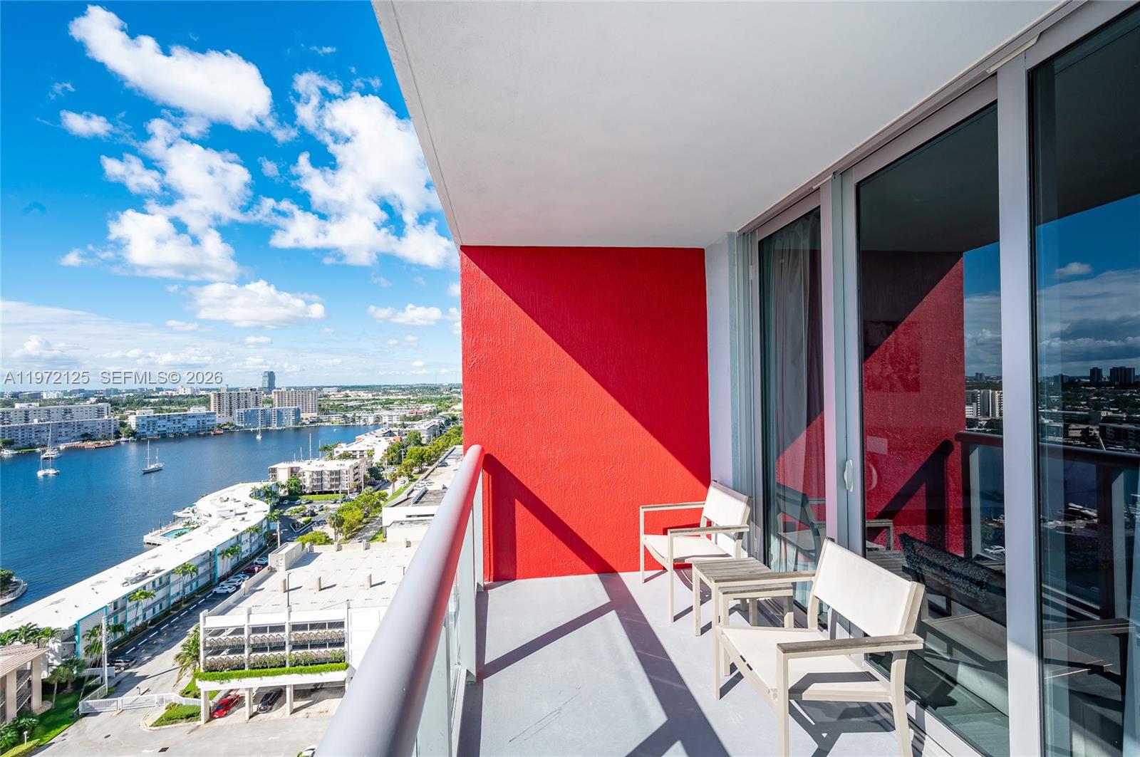 image Beachwalk Condominium25