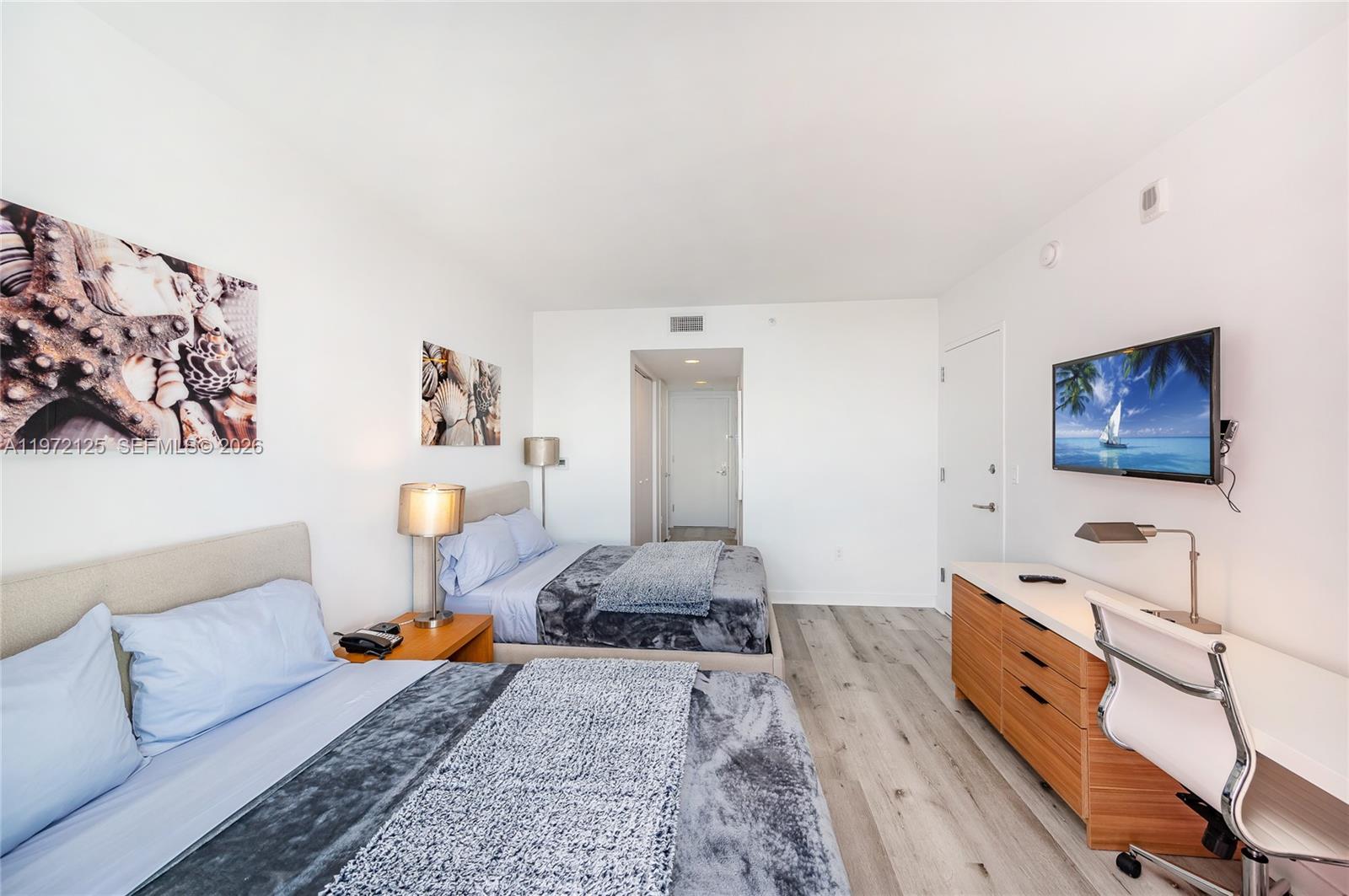 image Beachwalk Condominium27