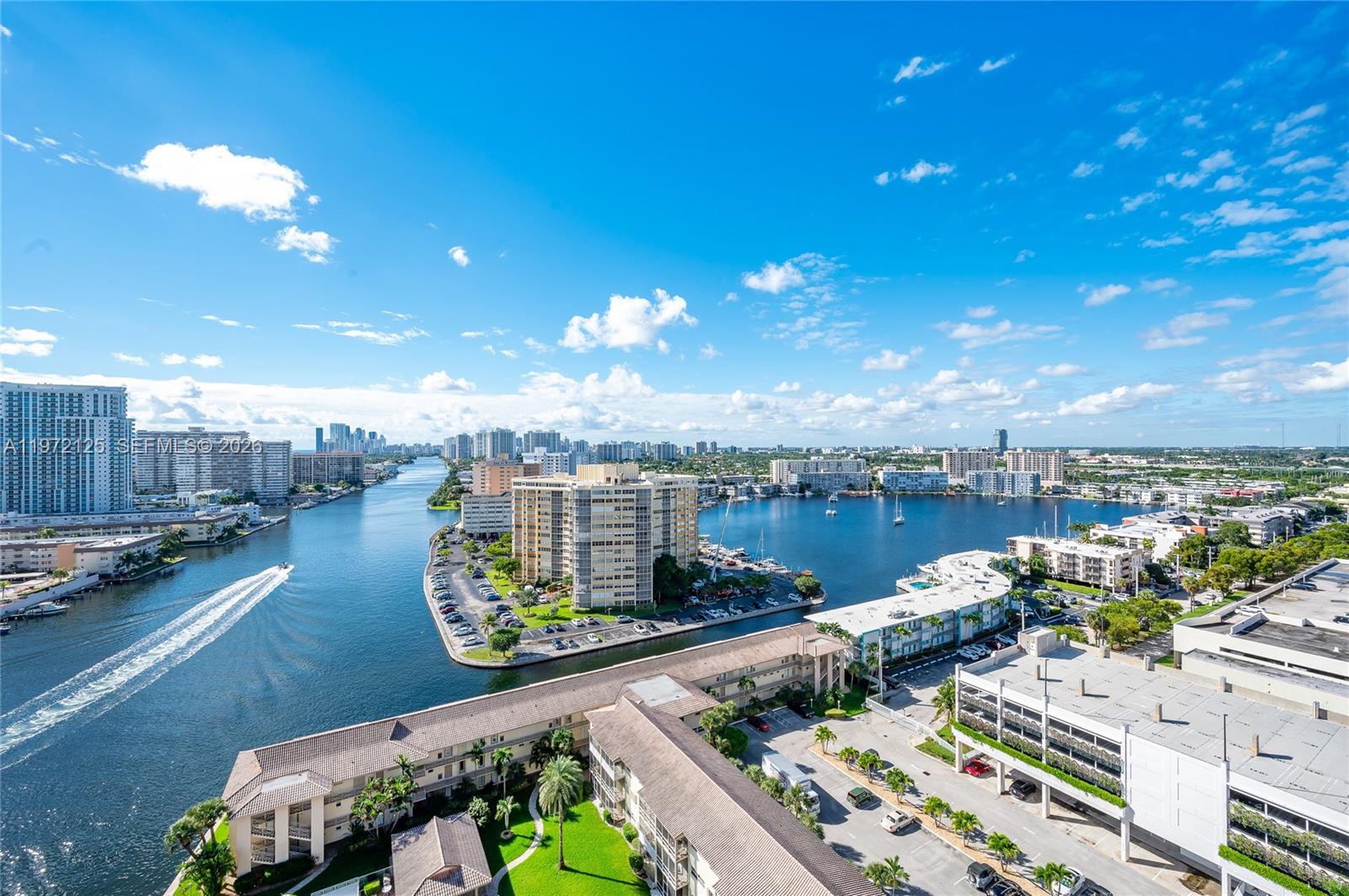 image Beachwalk Condominium2