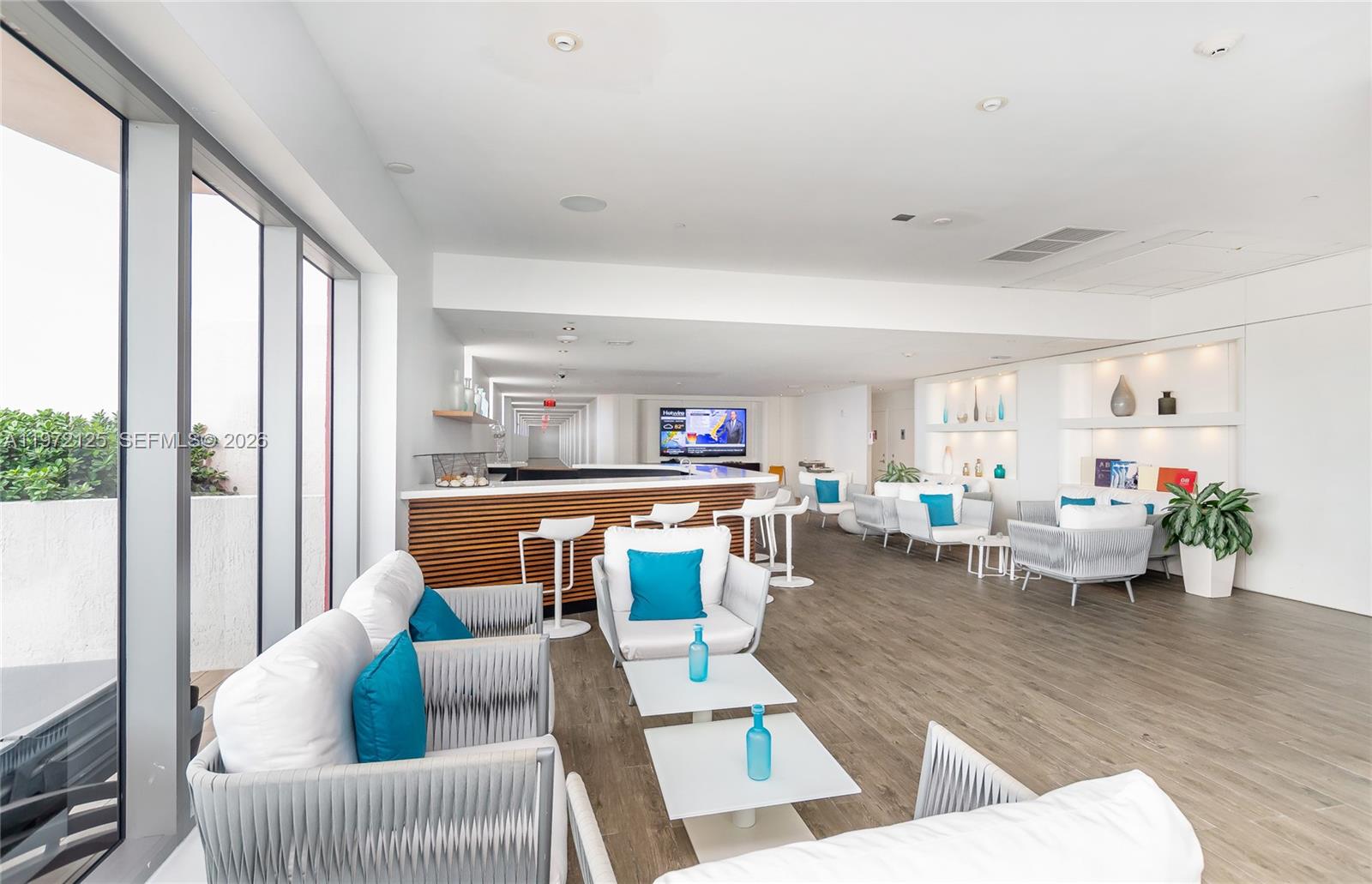 image Beachwalk Condominium36