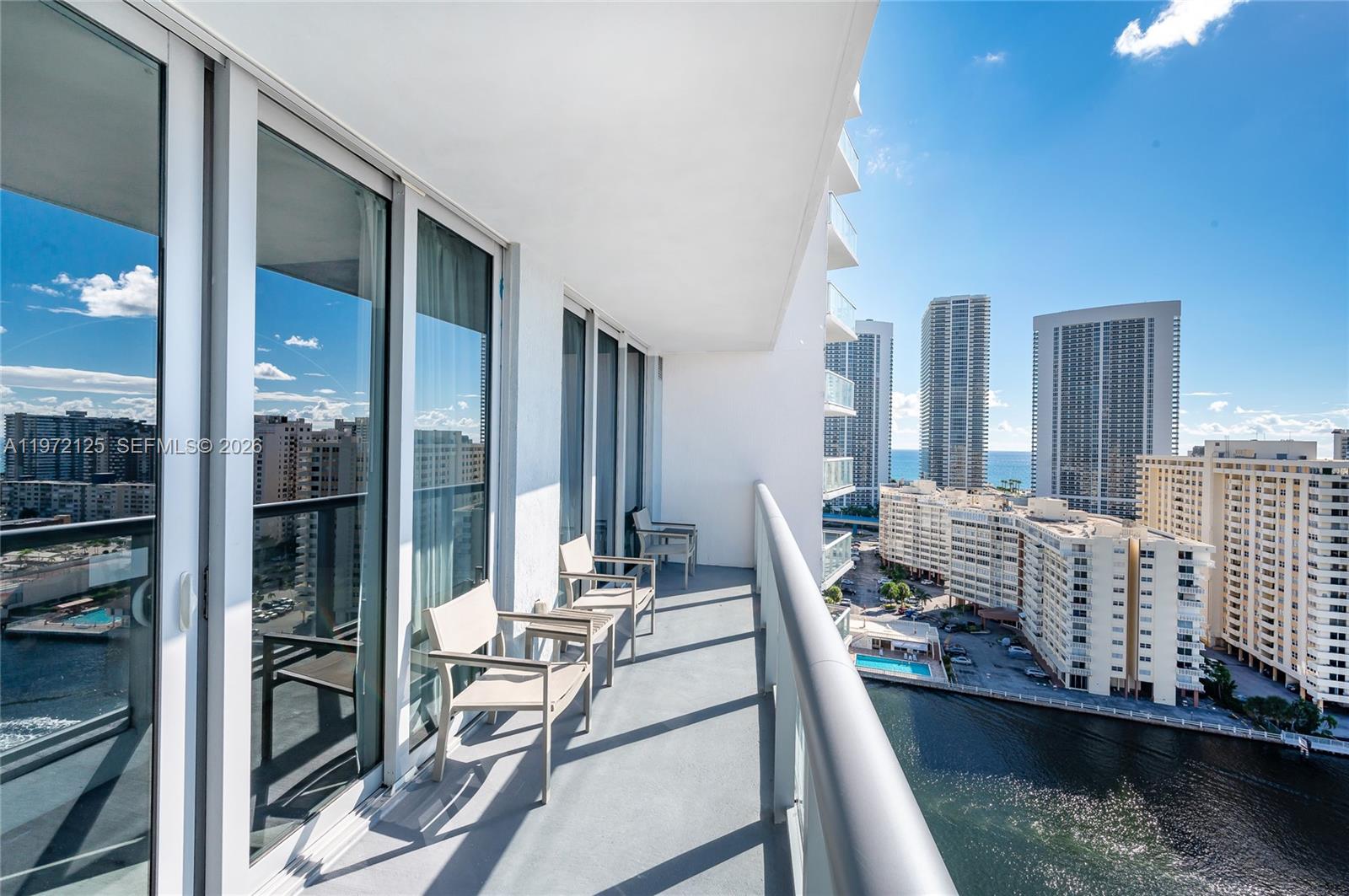 image Beachwalk Condominium6