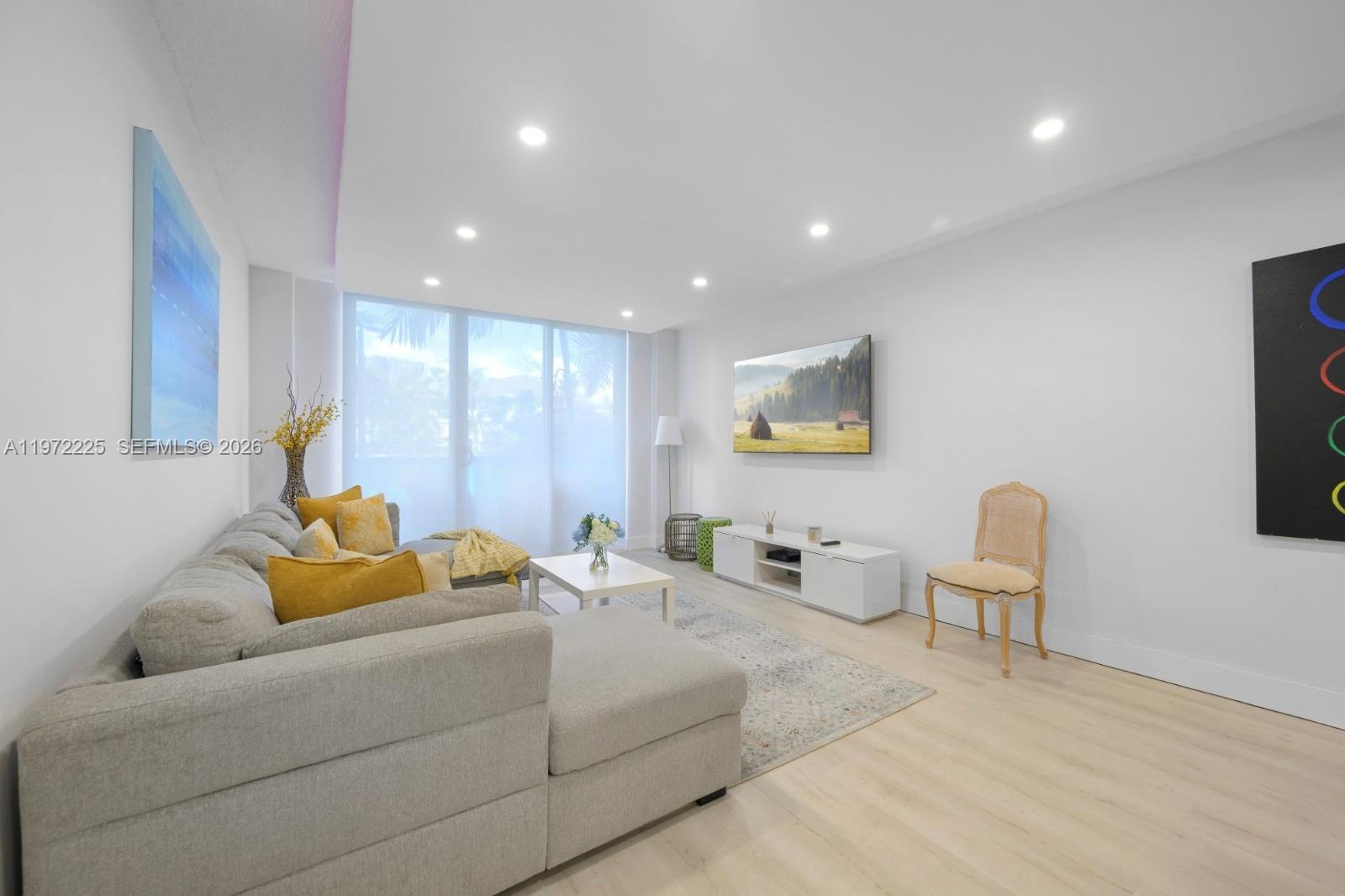 19370 Collins Ave #124