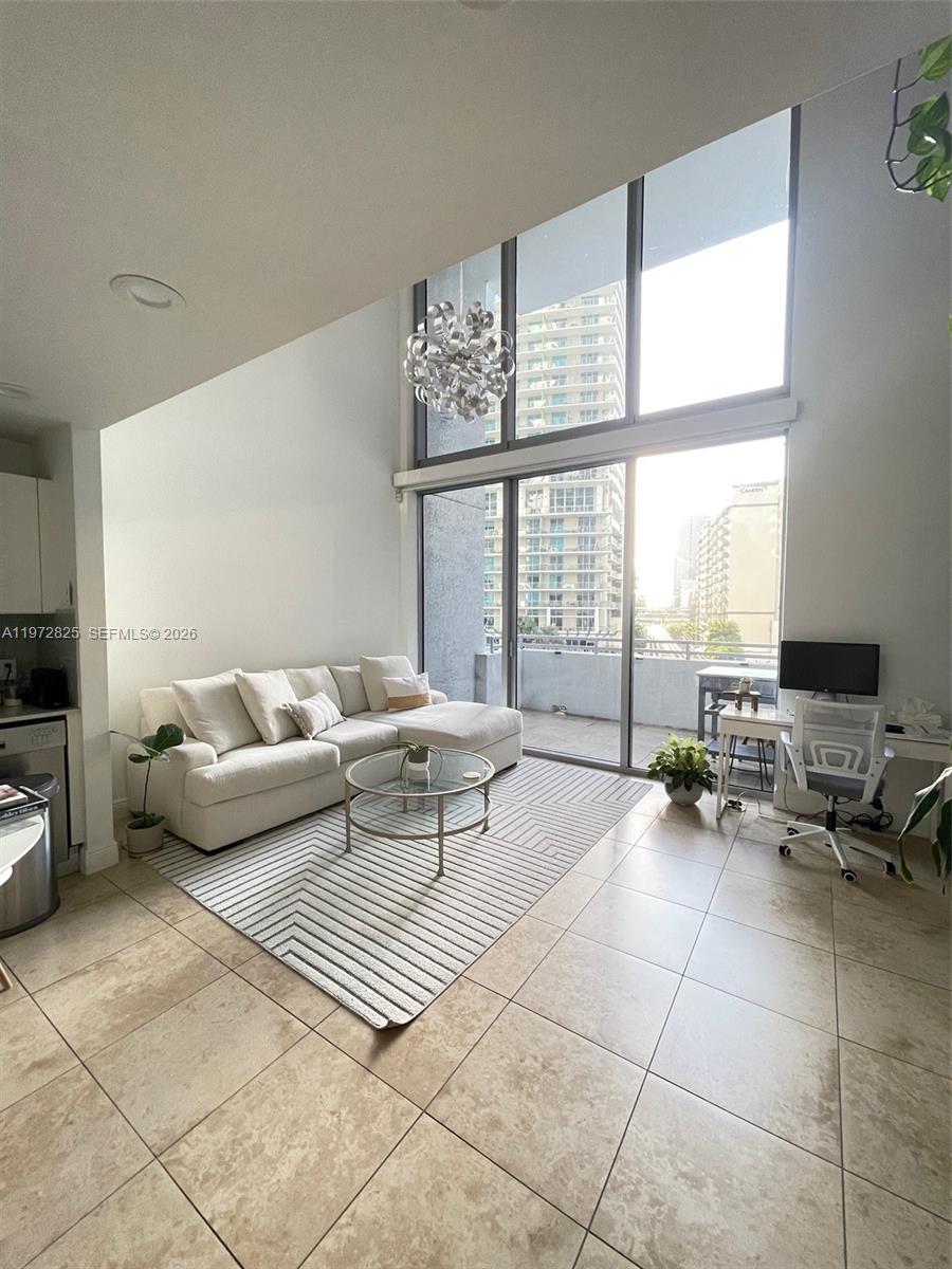 1050 Brickell Ave #410 Miami, FL 33131