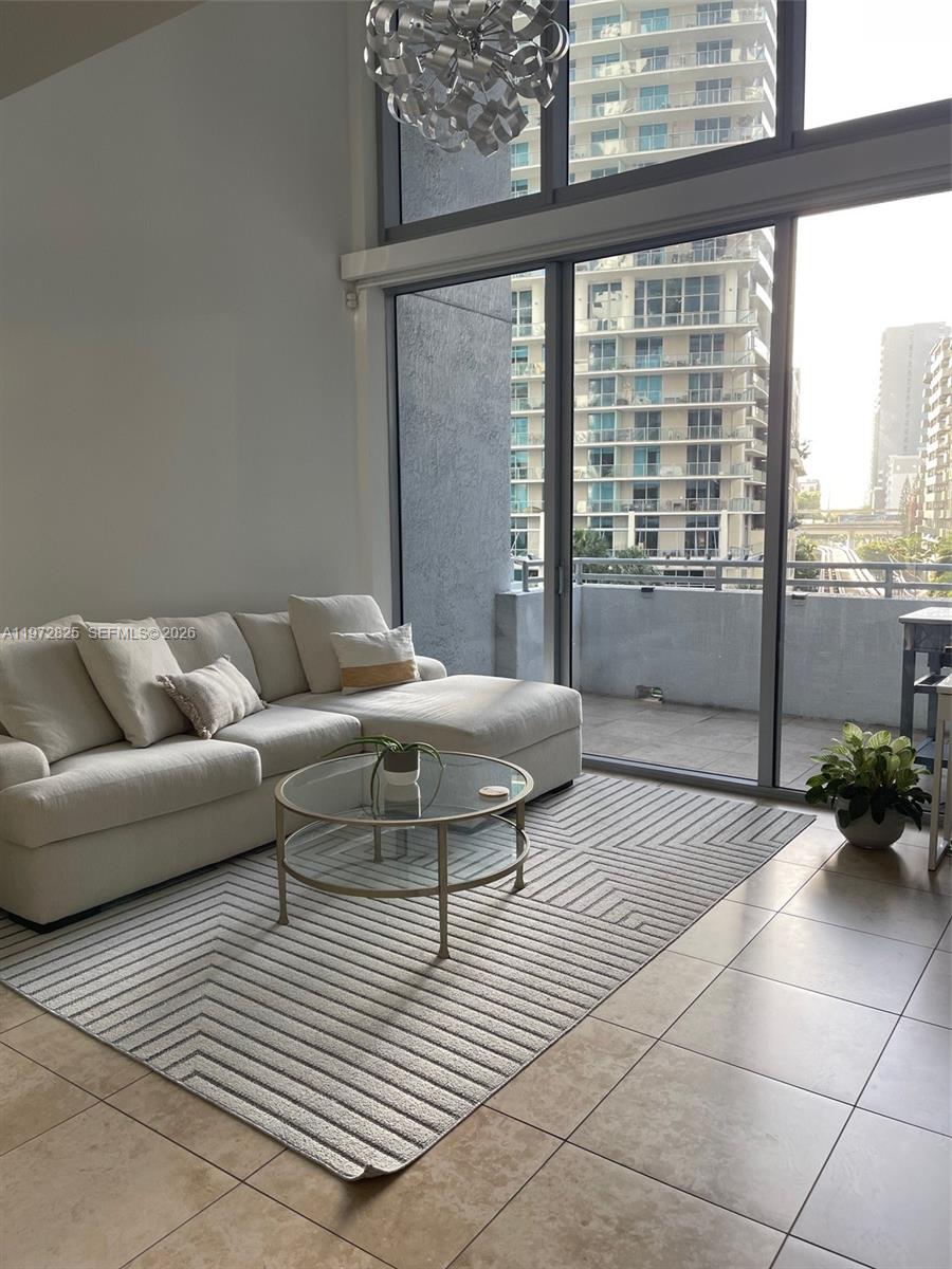 1050 Brickell Ave #410 Miami, FL 33131