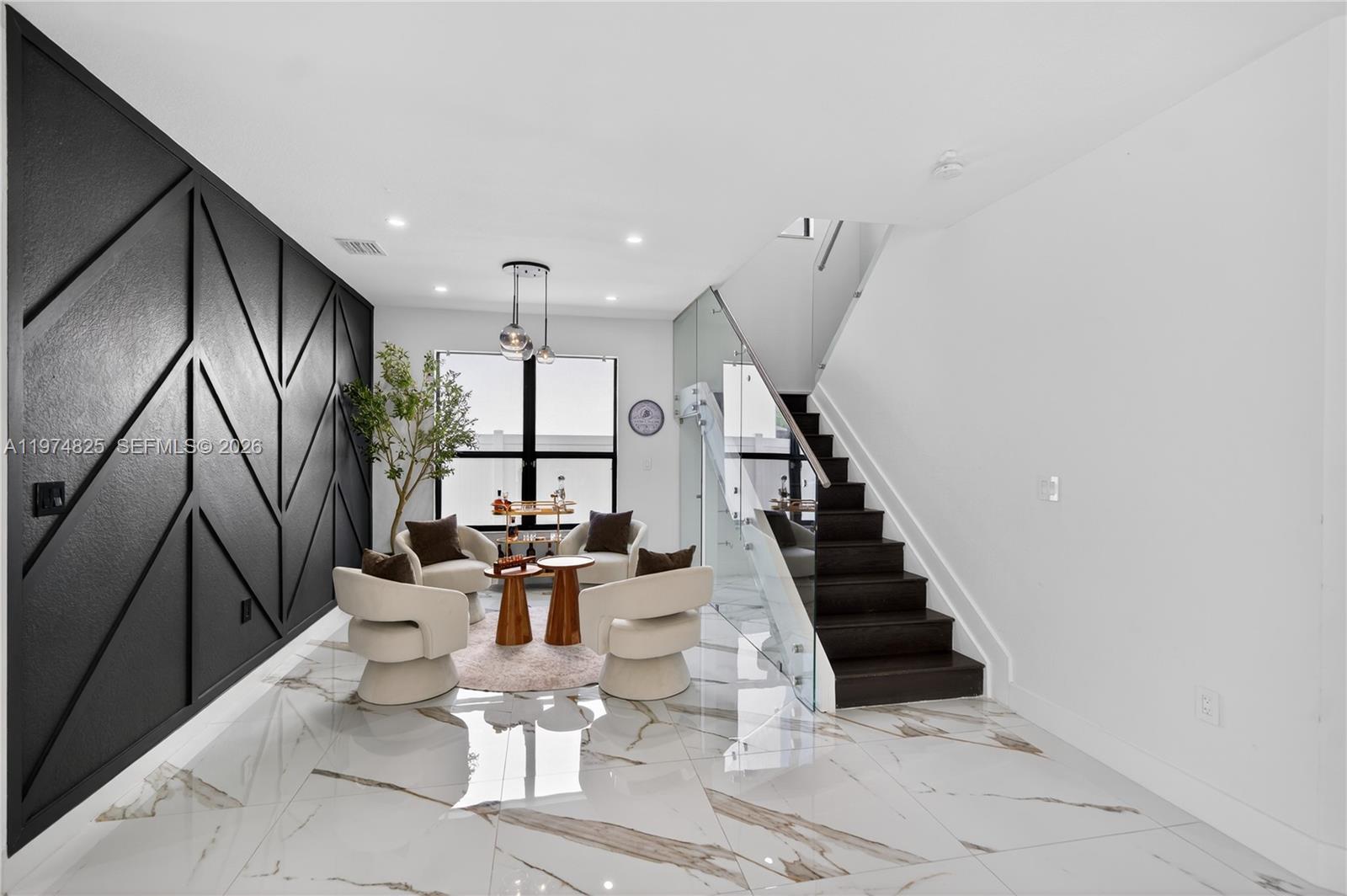 3542 W 93rd Pl Hialeah, FL 33018