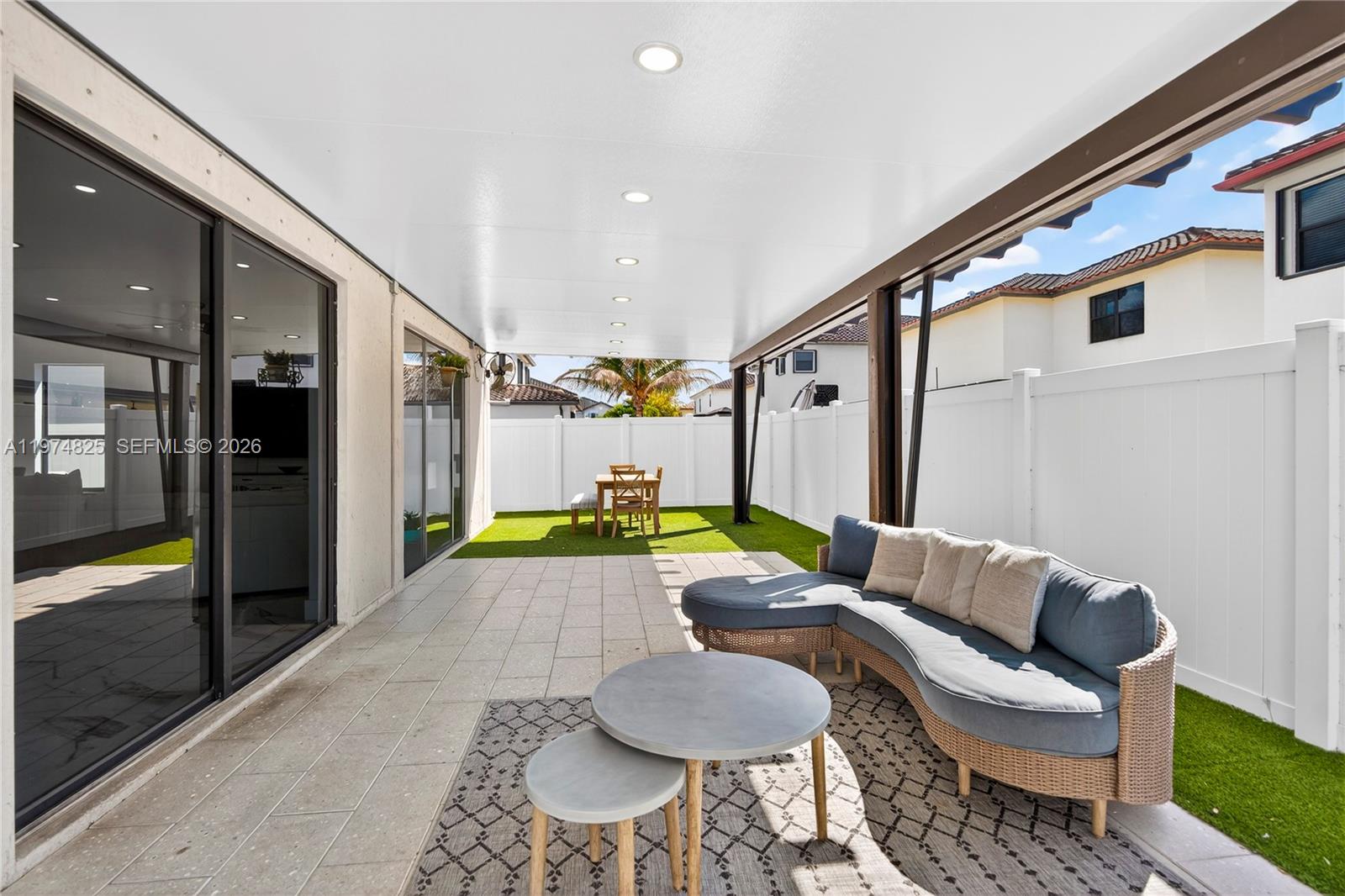 3542 W 93rd Pl Hialeah, FL 33018