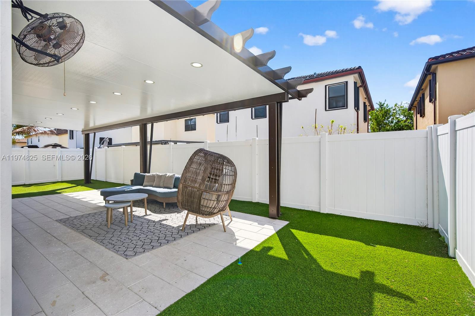 3542 W 93rd Pl Hialeah, FL 33018