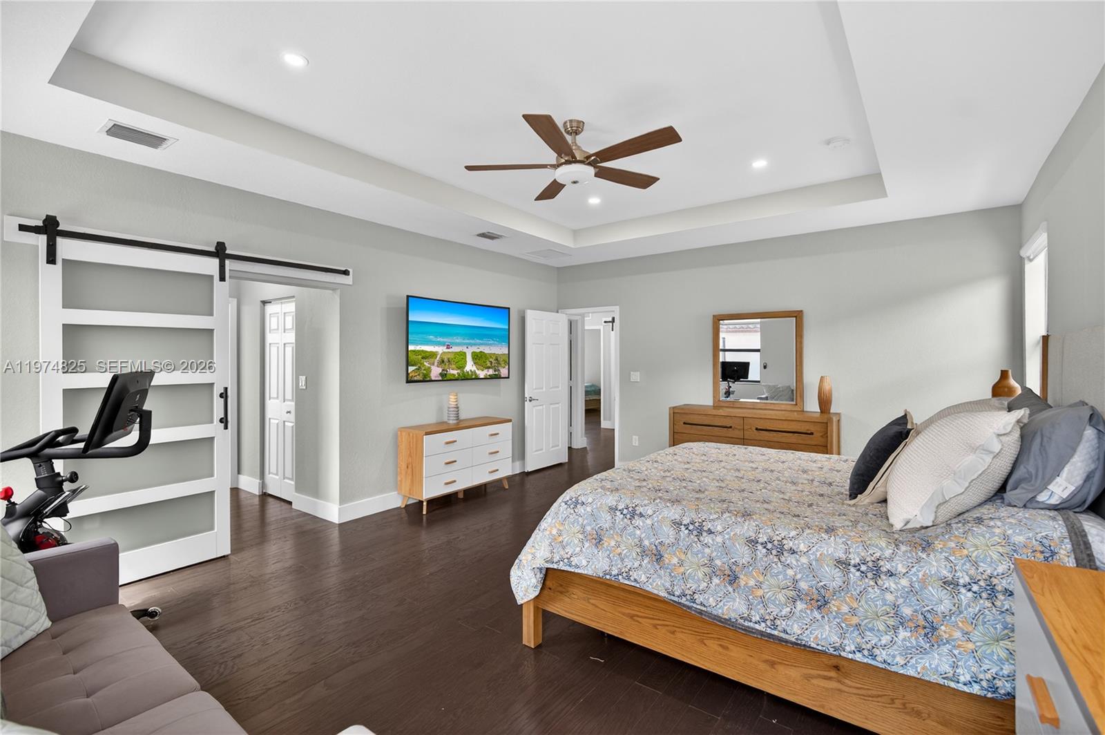 3542 W 93rd Pl Hialeah, FL 33018