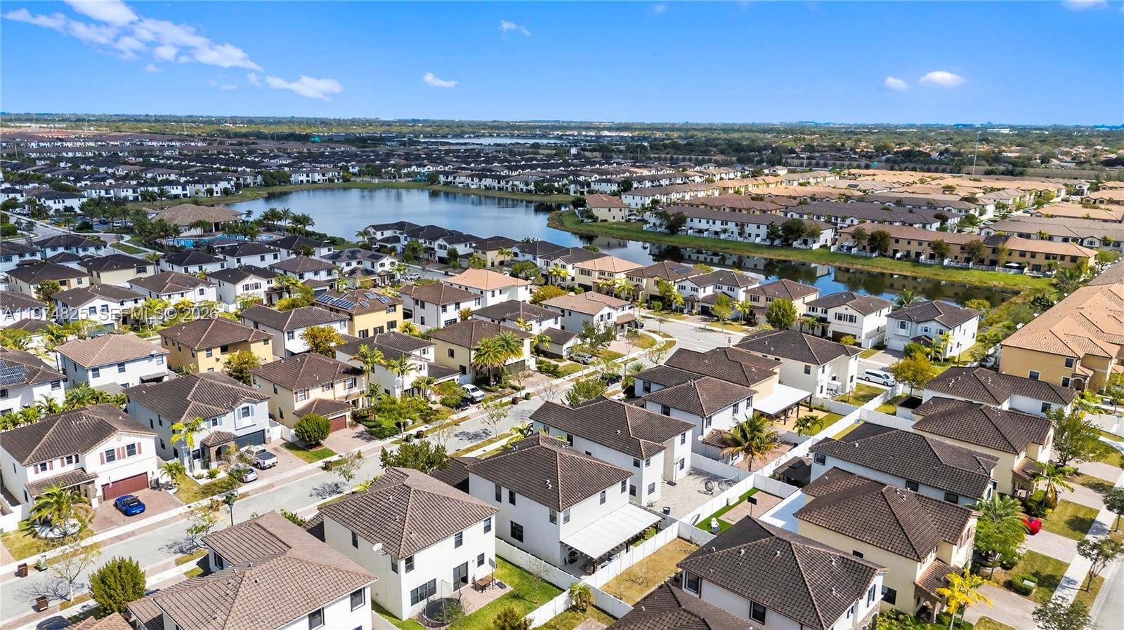 3542 W 93rd Pl Hialeah, FL 33018