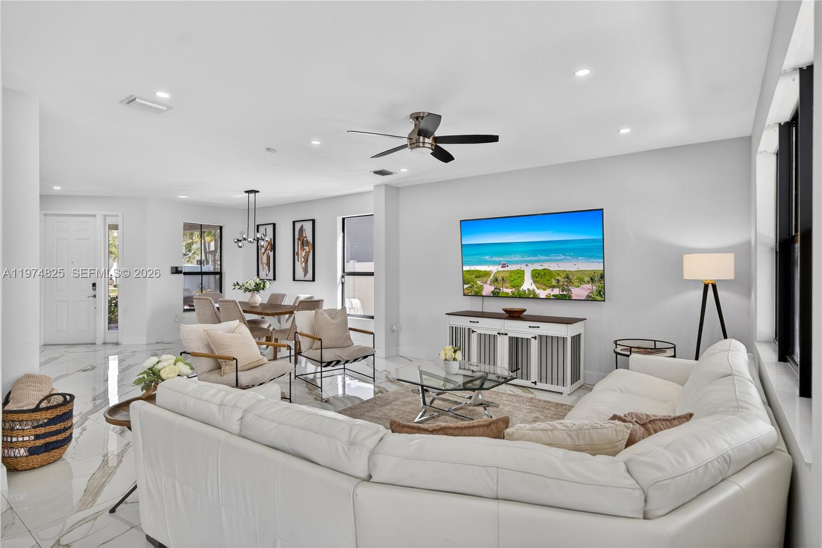 3542 W 93rd Pl Hialeah, FL 33018