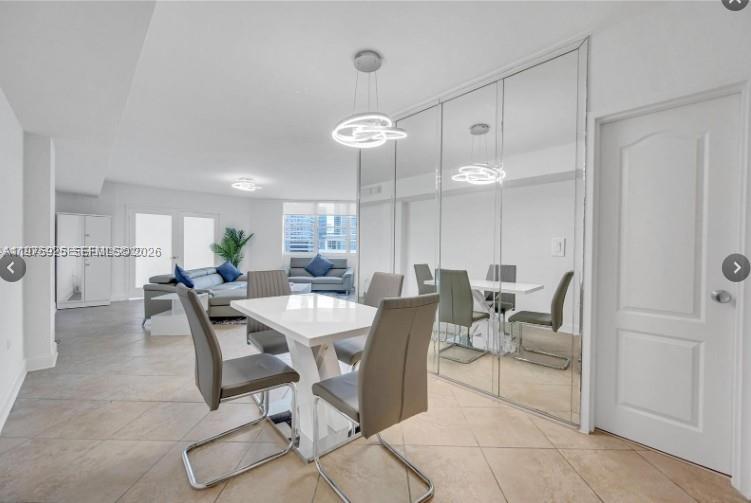 999 Brickell Bay Dr #2007 Miami, FL 33131