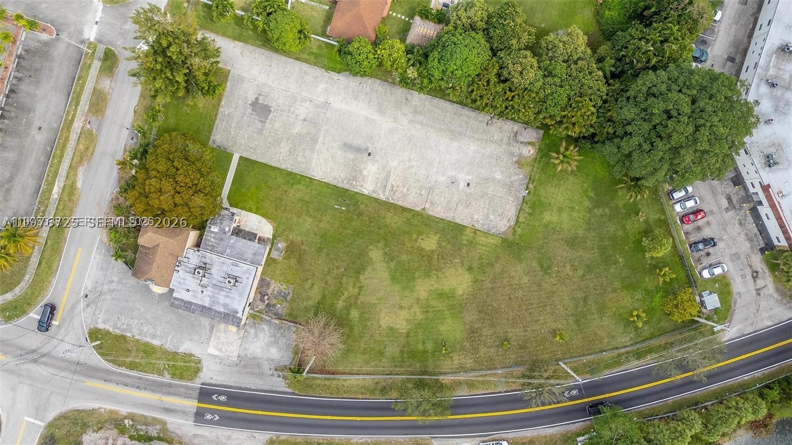 15343 NW 2nd Ave Miami, FL 33169