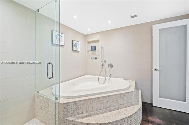 image Arlen House East18