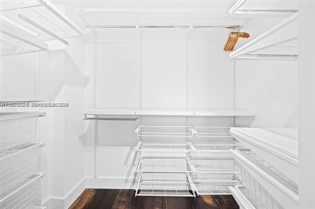 image Arlen House East19