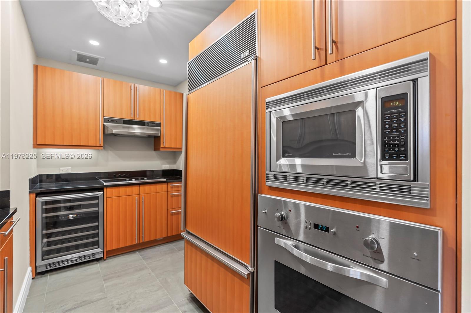 1425 Brickell Ave #44D Miami, FL 33131