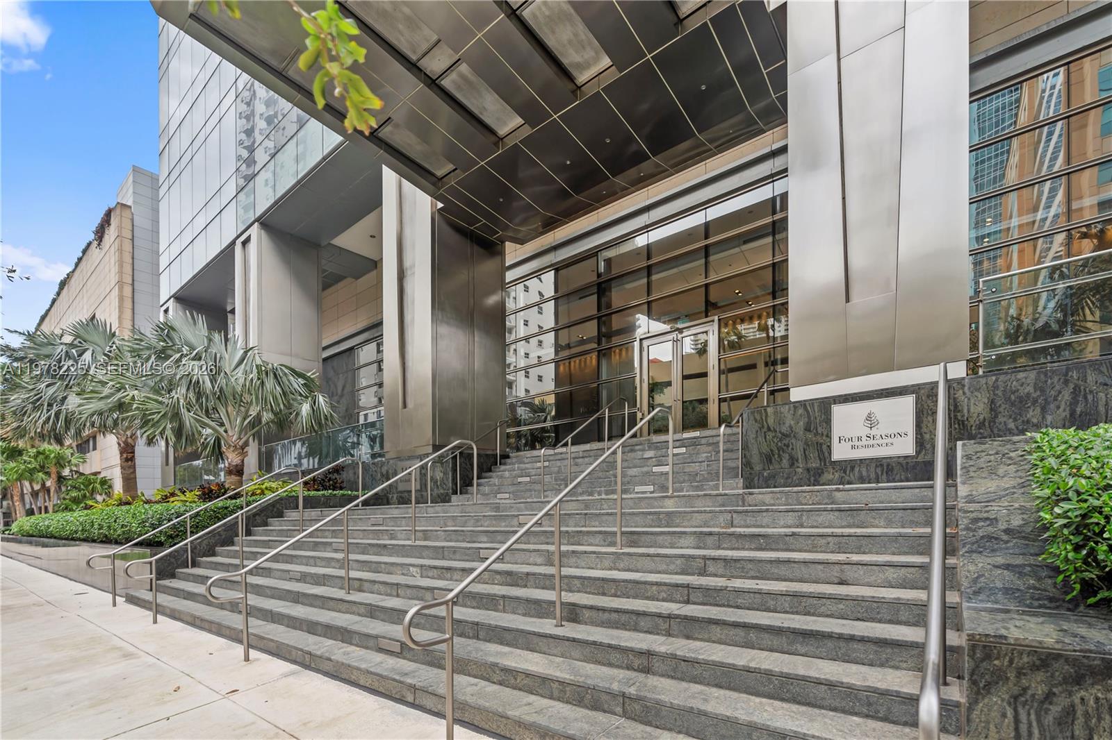 1425 Brickell Ave #44D Miami, FL 33131