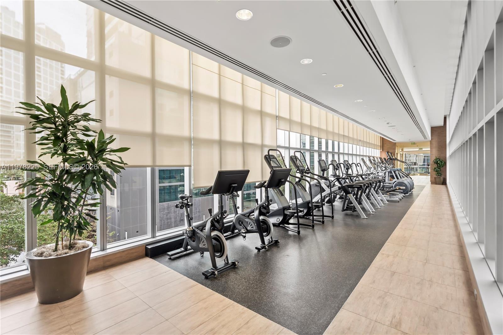 1425 Brickell Ave #44D Miami, FL 33131