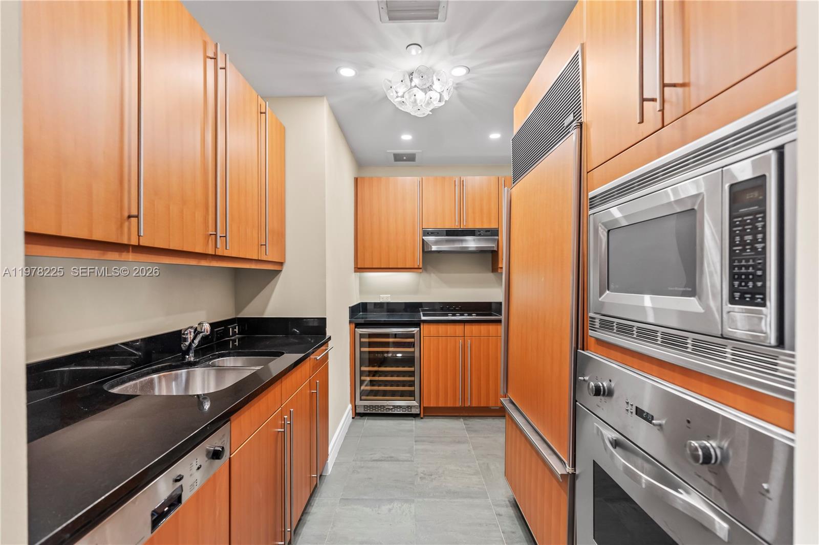 1425 Brickell Ave #44D Miami, FL 33131