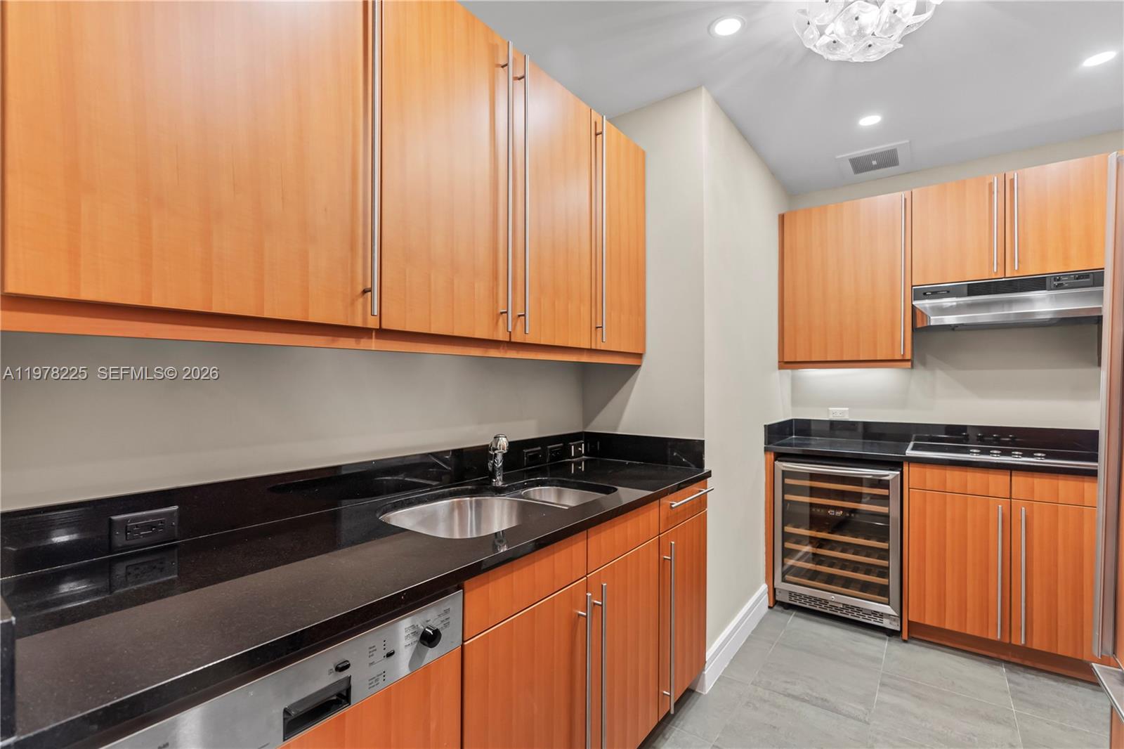 1425 Brickell Ave #44D Miami, FL 33131