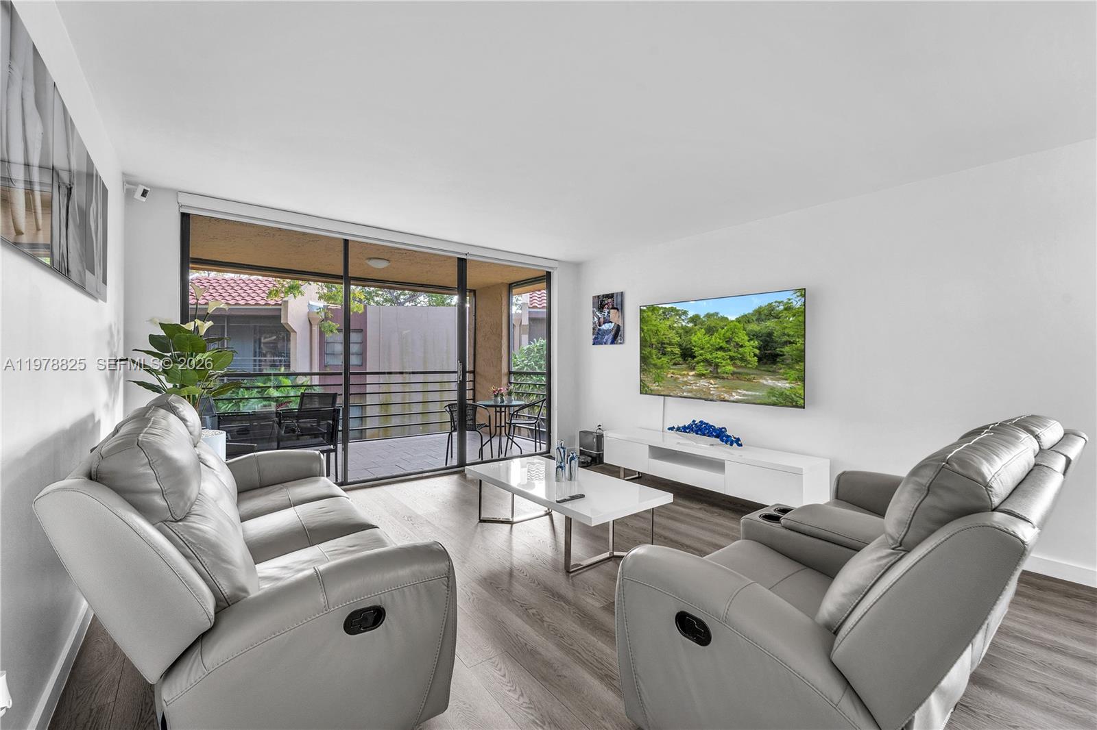 20841 San Simeon Way #205 Miami, FL 33179