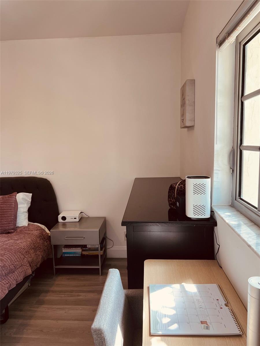 1500 Pennsylvania Ave #9A Miami Beach, FL 33139