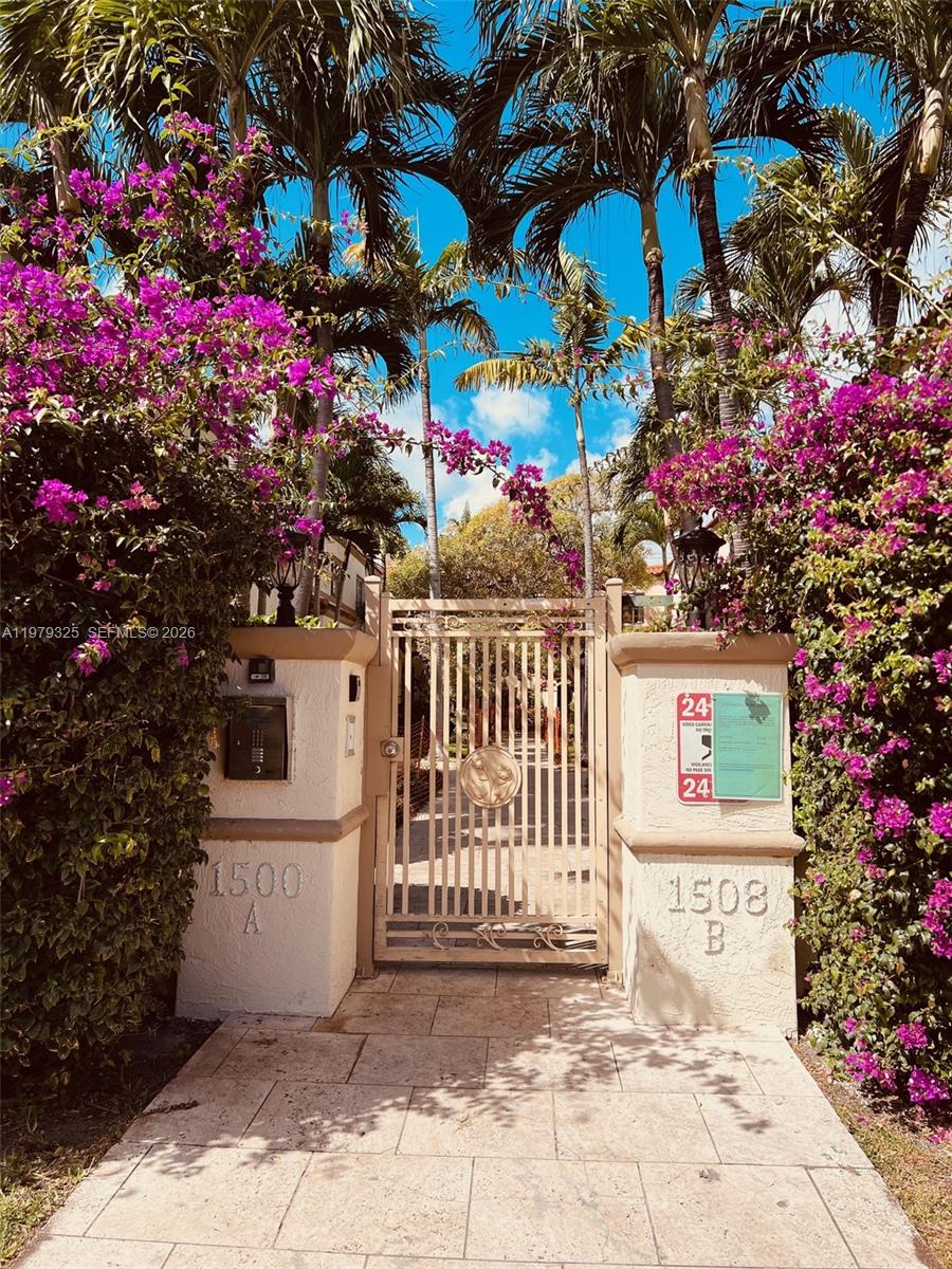 1500 Pennsylvania Ave #9A Miami Beach, FL 33139