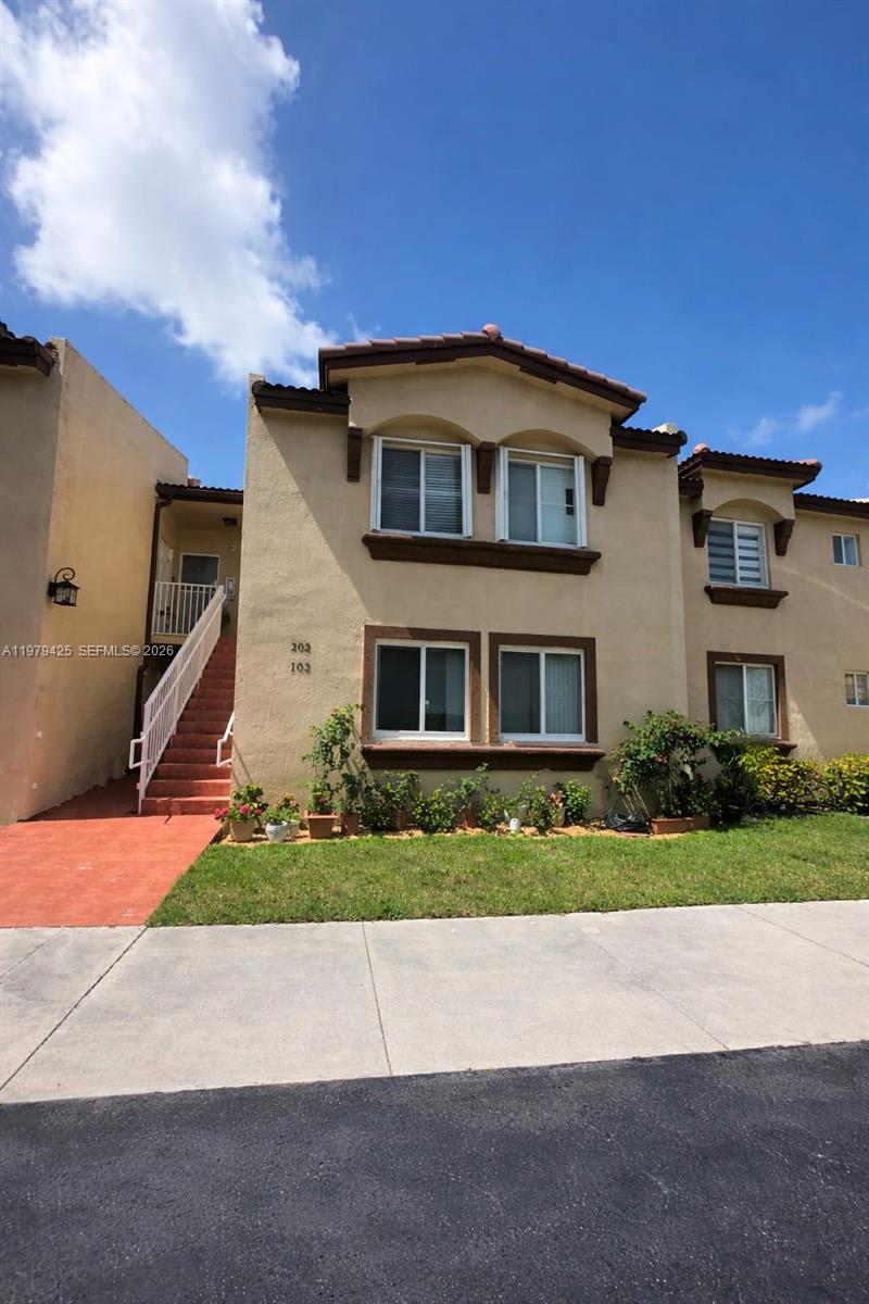 15761 SW 137th Ave #202