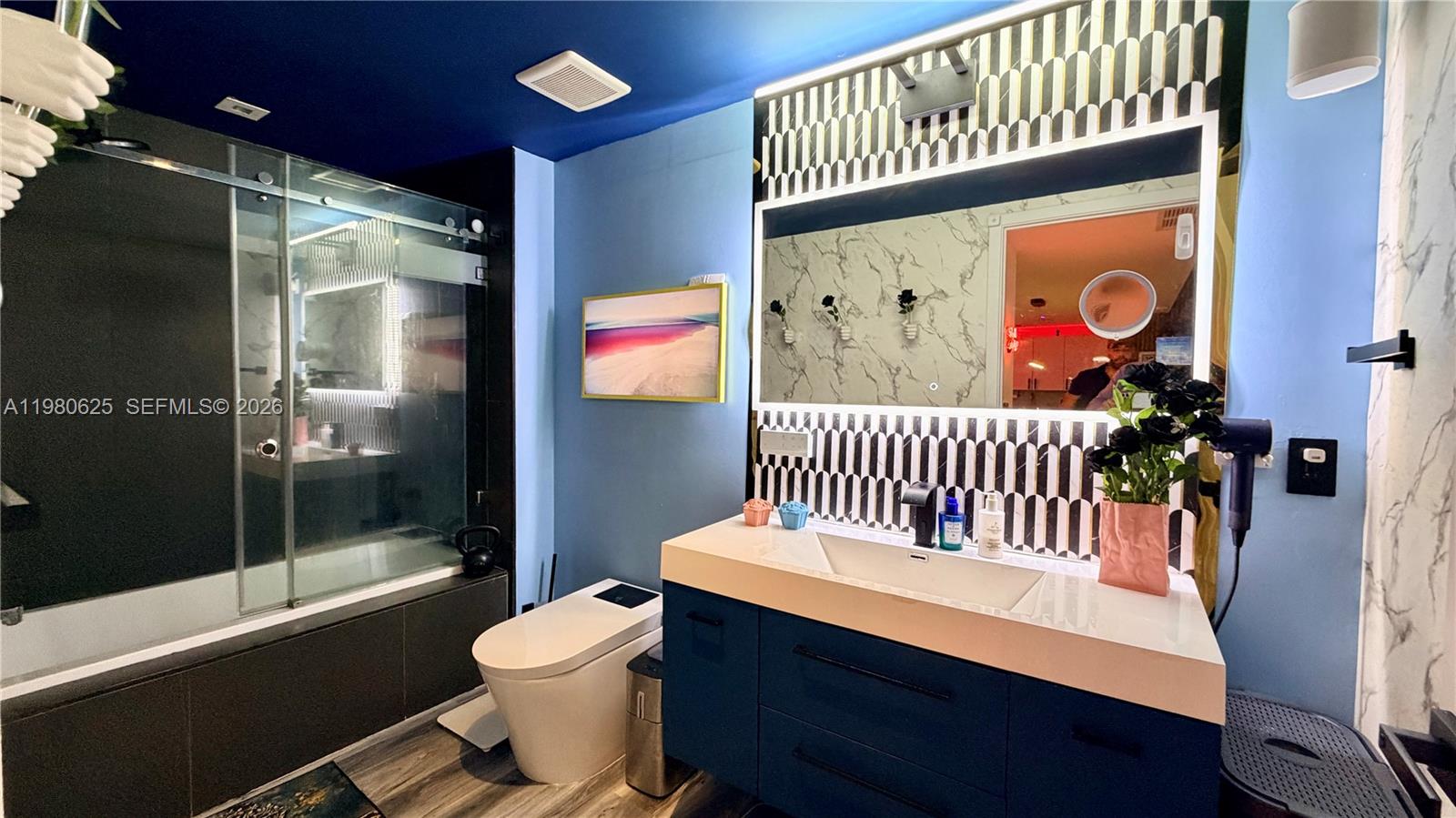 1600 NE 1st Ave #2009 Miami, FL 33132